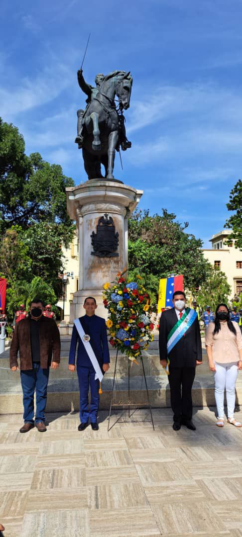 Alcalde Jesús Araque reiteró vigencia de lucha de Bolívar a 239 años de su natalicio