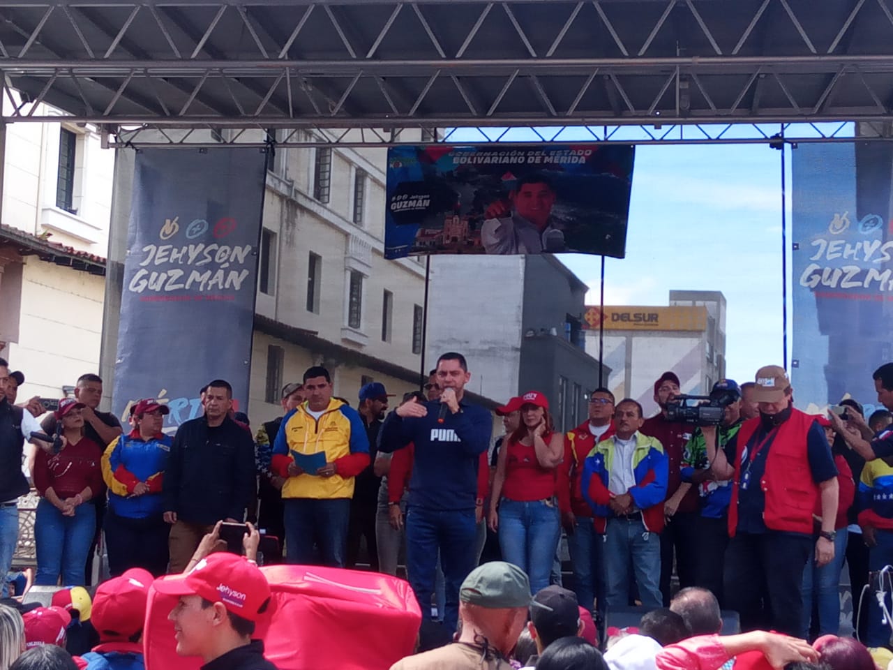 Alcalde Jesús Araque ratificando su apoyo incondicional al Presidente Nicolás Maduro rechazó las sanciones y el bloqueo económico contra el país