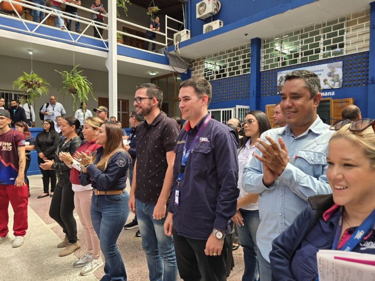 Fortaleciendo servicios de Fibra Óptica en comunidades