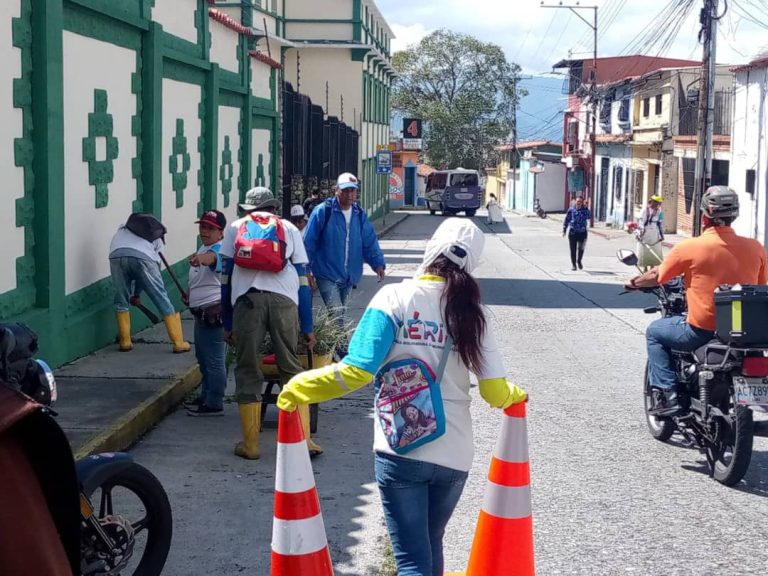 Alcalde Nelson Álvarez intensifica acciones de embellecimiento urbano de la Ciudad