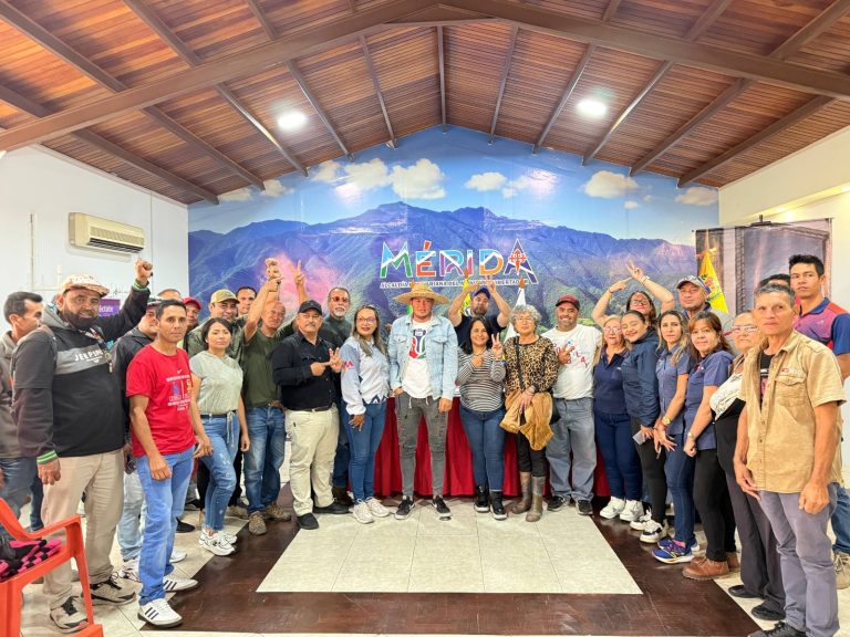 Alcalde Nelson Álvarez impulsa elección municipal de voceros de los Consejos Campesinos