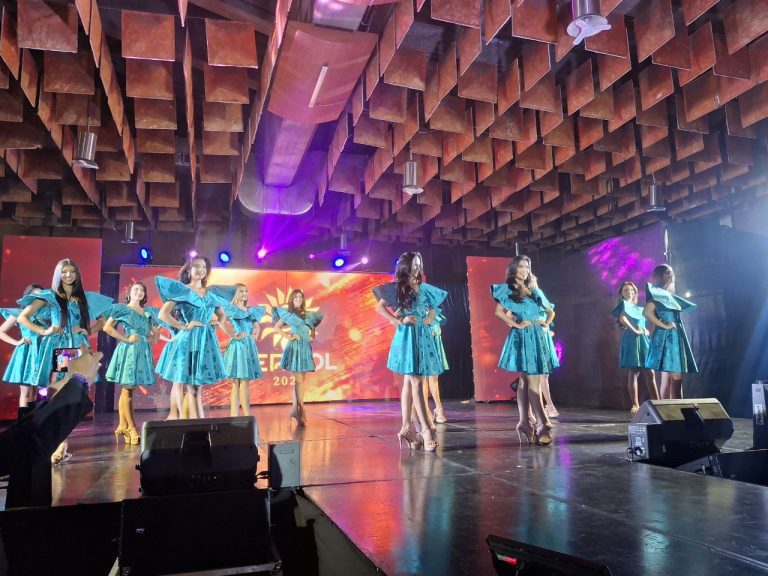 Glamour, tradición y belleza en la LV edición de la Feria Internacional del Sol