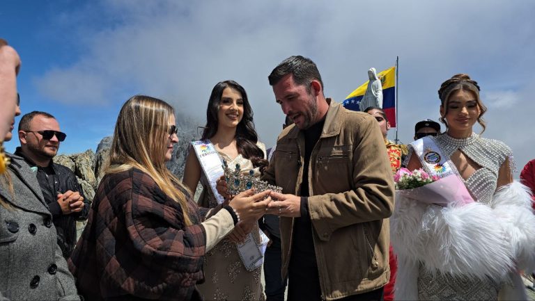 Karly Contreras fue coronada como Reina de las Nieves 2026
