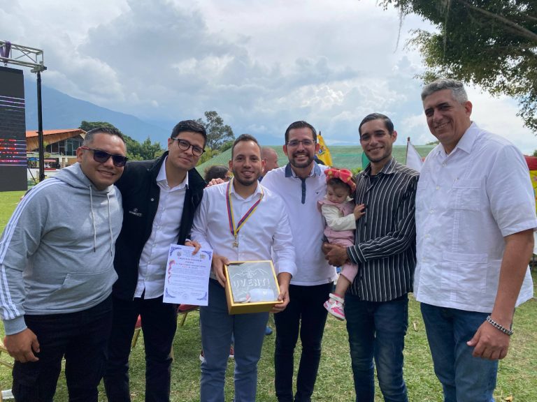 127 jóvenes de Mérida son reconocidos por su aporte a la comunidad