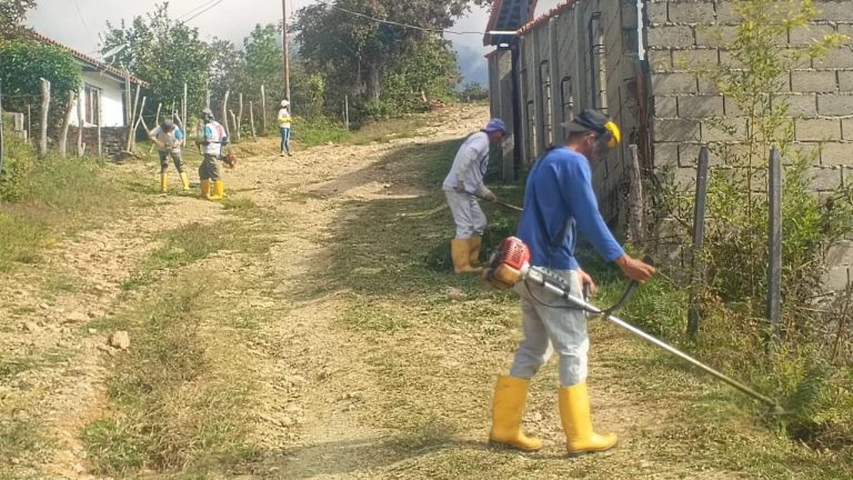 Alcalde Nelson Álvarez intensifica despliegue de cuadrillas para el embellecimiento del municipio