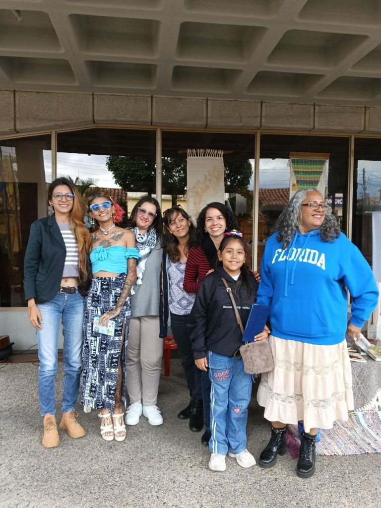 La palabra se hizo magia en el Día Internacional de la Poesía