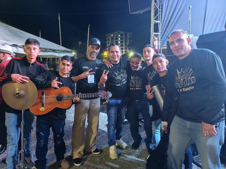 Agrupación “Parranda Campesina” se alzó con el primer lugar del festival “La Voz del Sol”