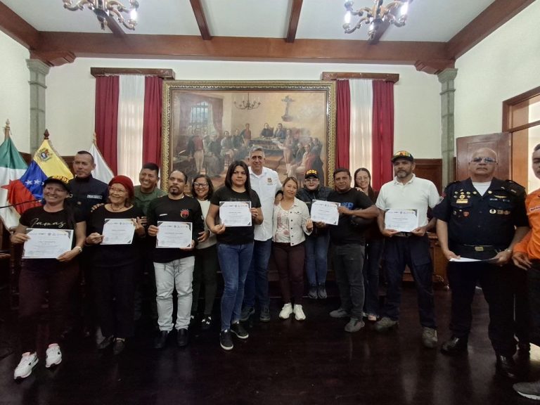 Juramentados Órganos de Dirección para la Defensa Integral en las parroquias Juan Rodríguez Suárez y Lasso de la Vega