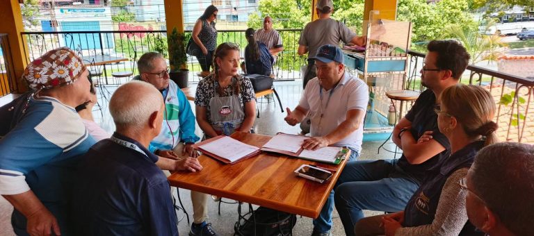 Gestión municipal fortalece la atención y servicios en el Mercado Murachí