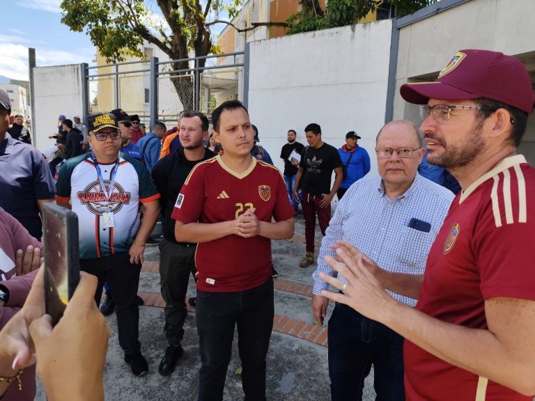 La Alcaldía de Mérida contribuye a la recuperación de espacios en la Facultad de Medicina