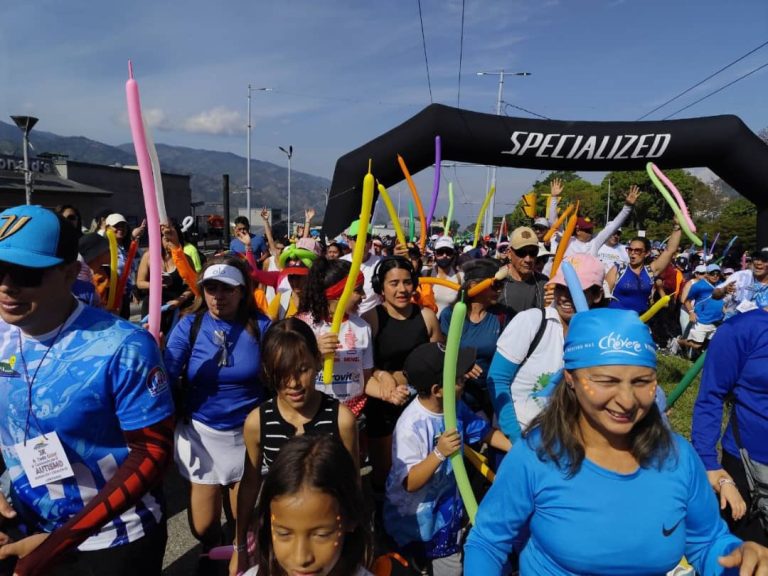 Caminata 3K por la concienciación sobre el autismo