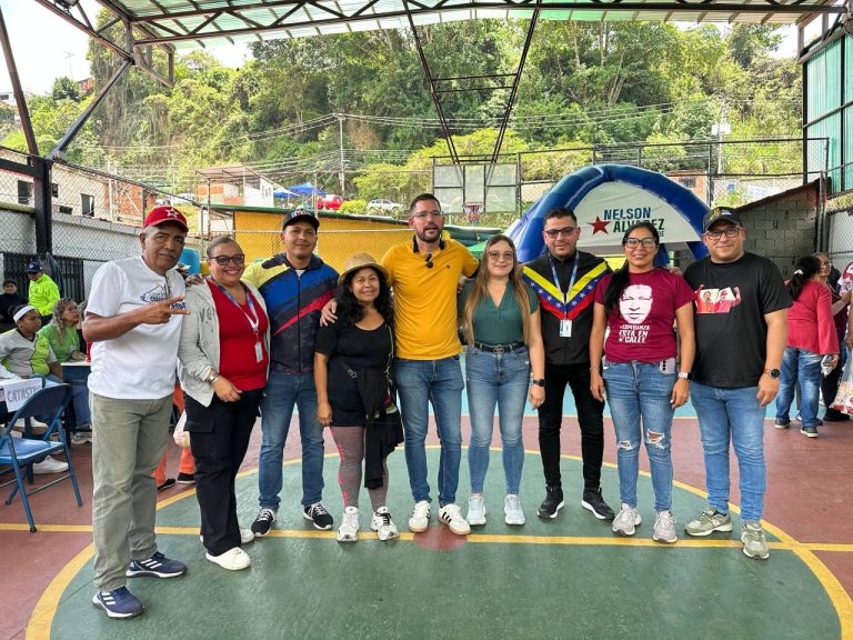 ​ Jornada de atención integral beneficia a más de 480 familias en Mérida