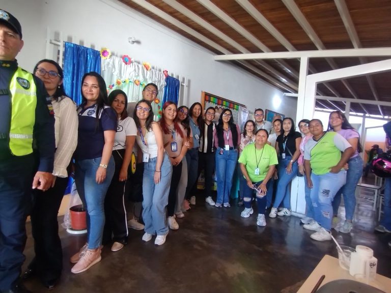 Cmdnna brindó jornada integral en la Escuela Augusta Dávila de Valeri