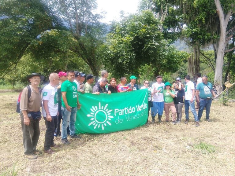 Alcaldía de Mérida realiza restauración ecológica en el Parque Albarregas