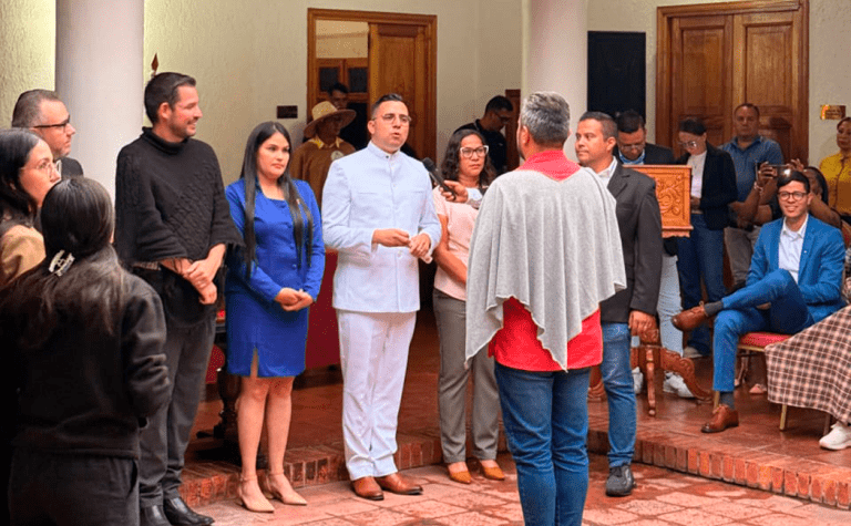 ​CLEBM y Cámara Municipal del Libertador realizaron Sesión Solemne