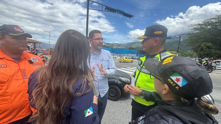 ​Alcalde Nelson Álvarez despliega campaña sobre el uso del cinturón de seguridad