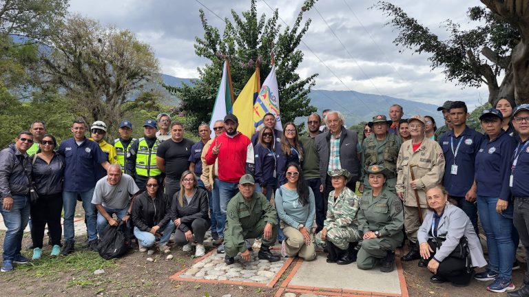 Mérida conmemora los 200 años del Congreso Anfictiónico de Panamá en el parque Albarregas