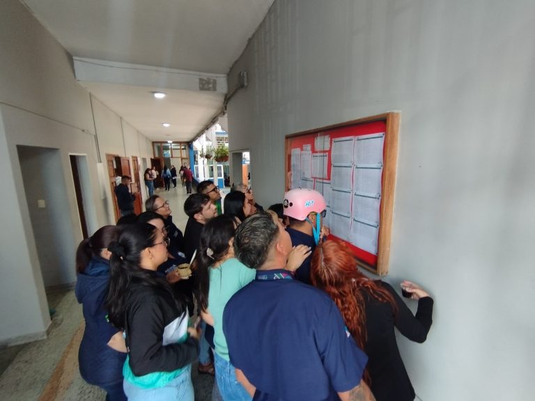 Alcaldía de Libertador publicó resultados oficiales del concurso para cargos fijos