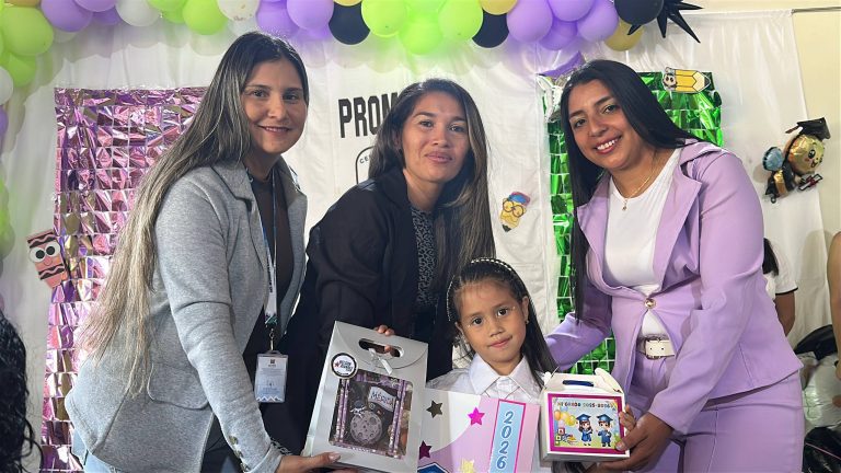 Niños y niñas del municipio Libertador celebraron su graduación con alegría y esperanza.