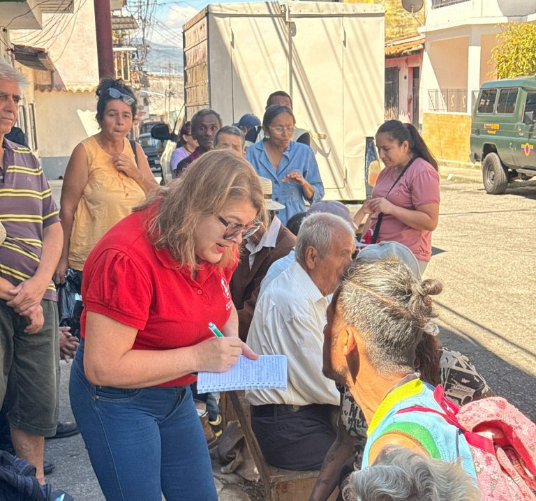 Alcaldía de Mérida benefició a más de 100 personas en jornada social de la parroquia Antonio Spinetti Dini