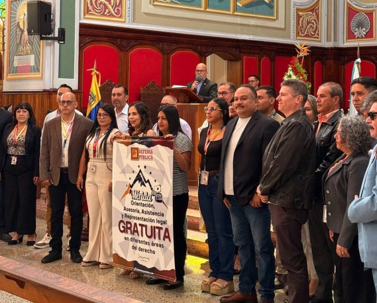 Alcaldía de Mérida acompañó conmemoración aniversaria de la Defensoría Pública