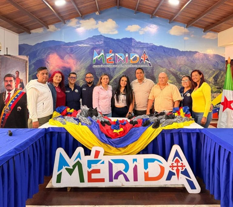 Alcaldía de Libertador otorga donativo cultural en honor a la Virgen de Coromoto